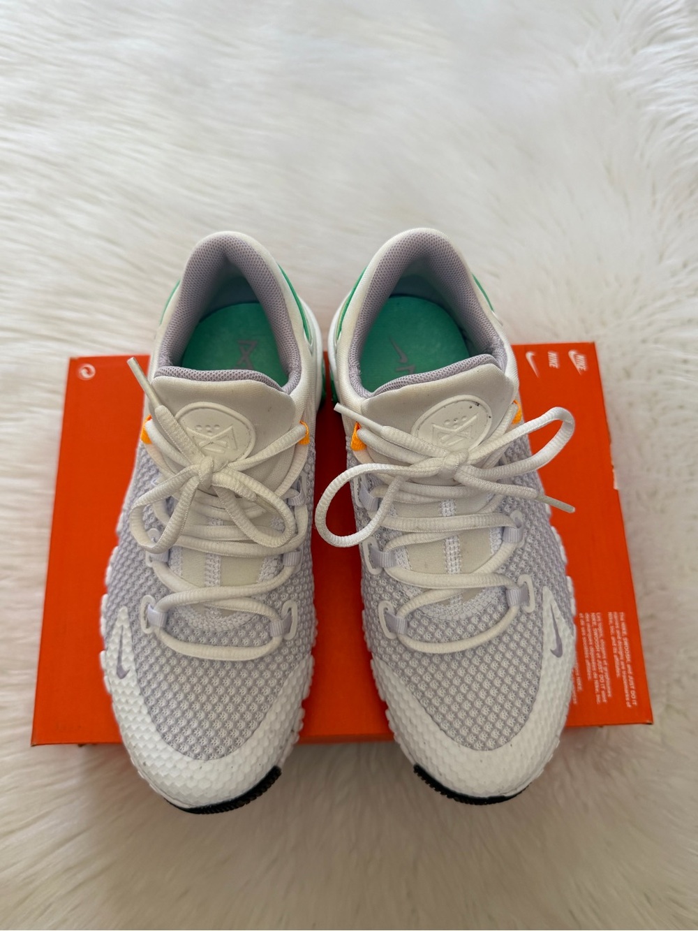 Nike Free Metcon 4 White w/Mint Mesh Running Sneakers Sz 6.5